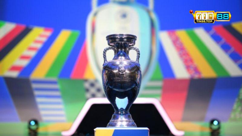 Những khoảnh khắc đáng nhớ trong lịch sử Euro